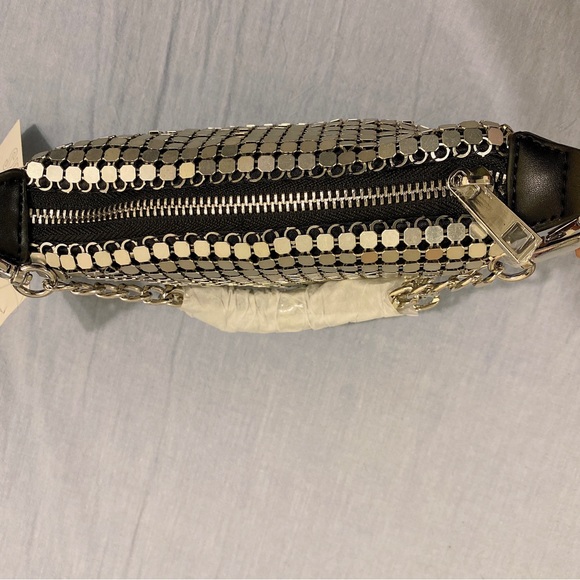 Brand new Chained mini silver bag - Picture 4 of 5